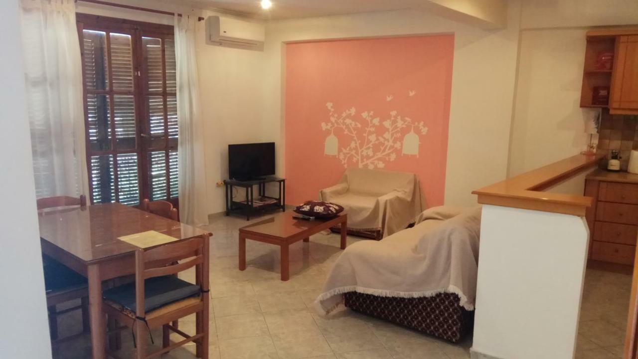 Nafpaktos Old Town Apartment Bagian luar foto